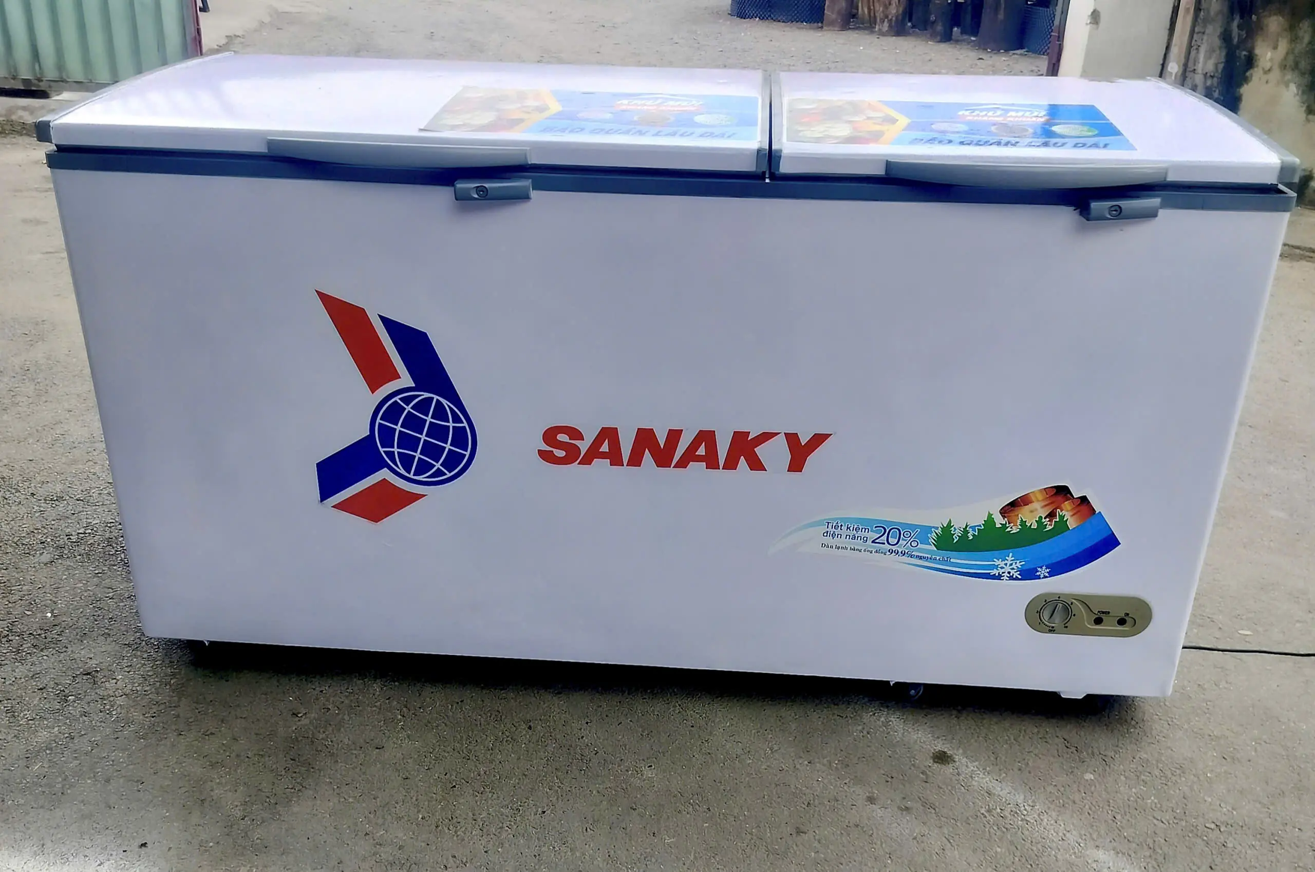       Tủ Đông Mát Sanaky 400L